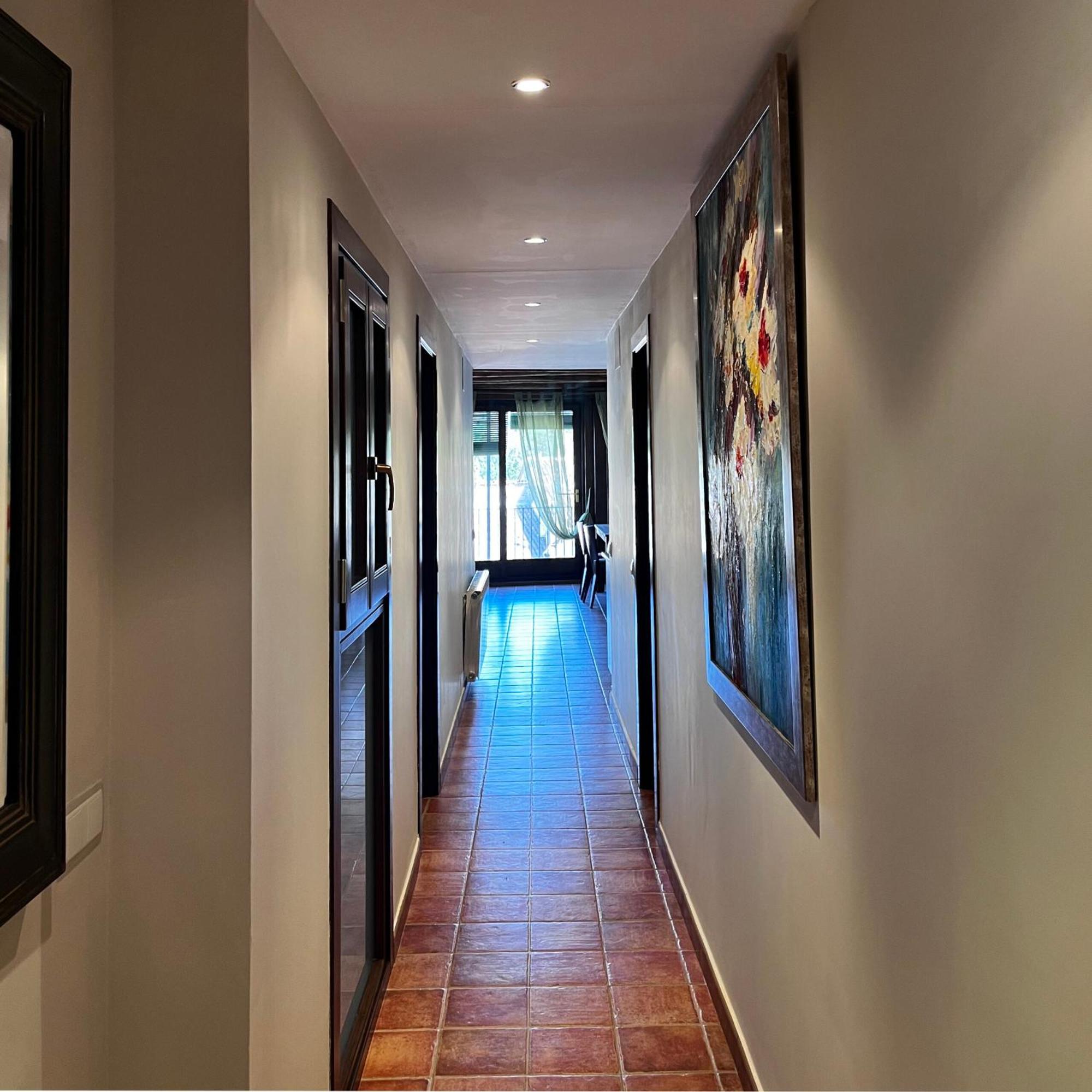 Apartamentos Angelus Plaza Mayor De เกราส์ ภายนอก รูปภาพ