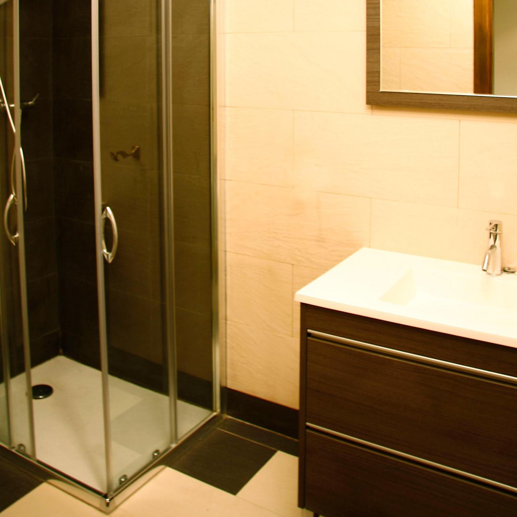 Apartamentos Angelus Plaza Mayor De เกราส์ ภายนอก รูปภาพ