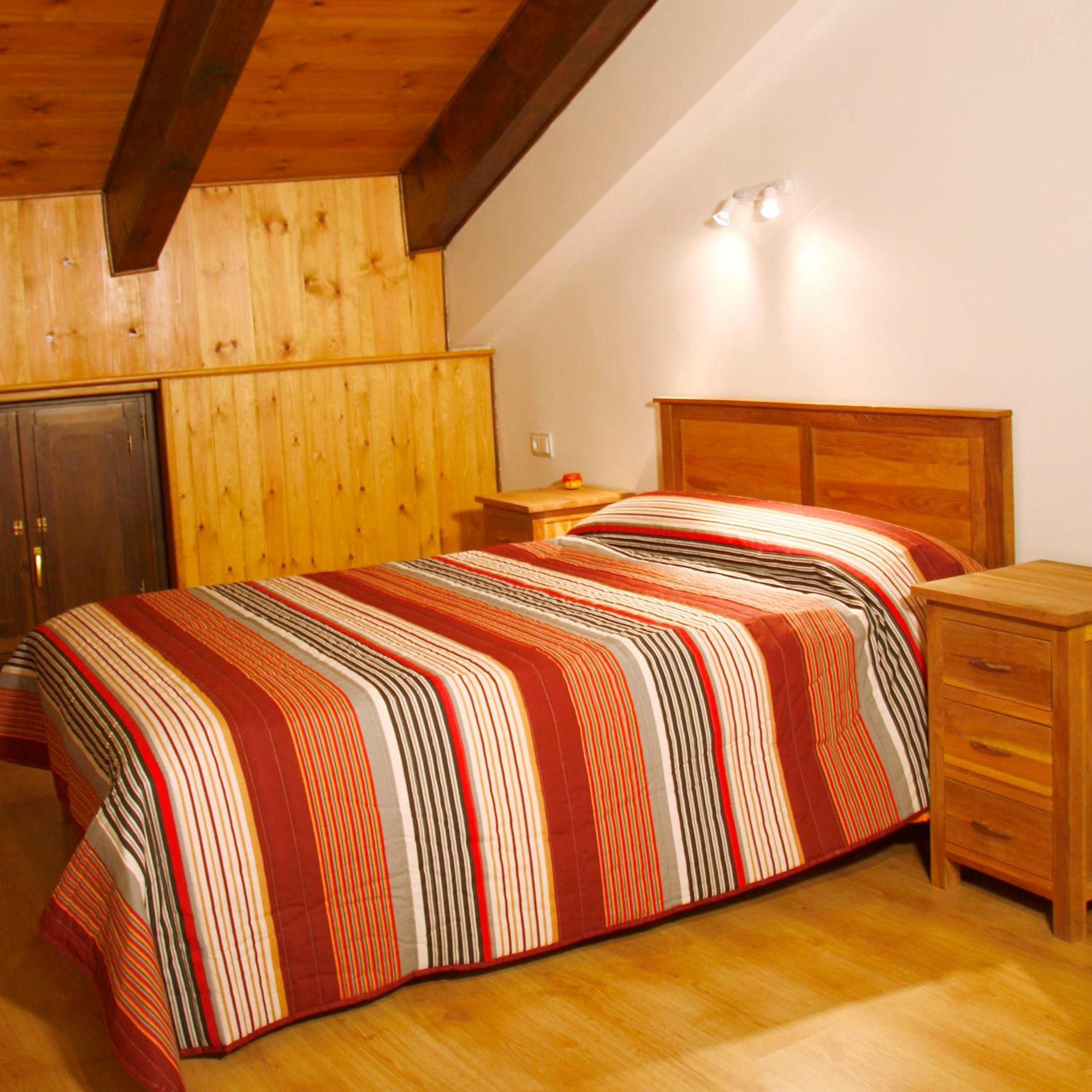 Apartamentos Angelus Plaza Mayor De เกราส์ ภายนอก รูปภาพ